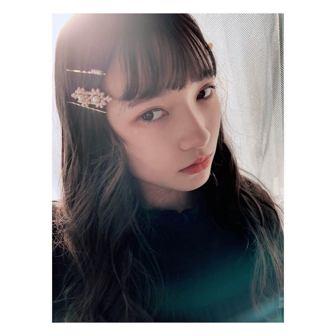 桧山ありすさんのインスタグラム写真 - (桧山ありすInstagram)「三連休終わっちゃったね😭 ありすは 前に頂いたとってもかわいいzeeseaのアリスシリーズアイパレットでのんびりメイクを楽しんでたよ～💄  ☆や♡のキラキラが入ってて、 パレットを見てるだけでも もーーウキウキしちゃう💗 いろんなバージョンで写真撮ってみたよ₍ᐢ.ˬ.ᐢ₎ 目元のキラキラわかるかなー？ 今回は写真多めで失礼します！笑  #ニコプチ #プチモ #桧山ありす #スターダストプロモーション #stardustpromotion #zeesea」1月12日 17時10分 - alice.hiyama