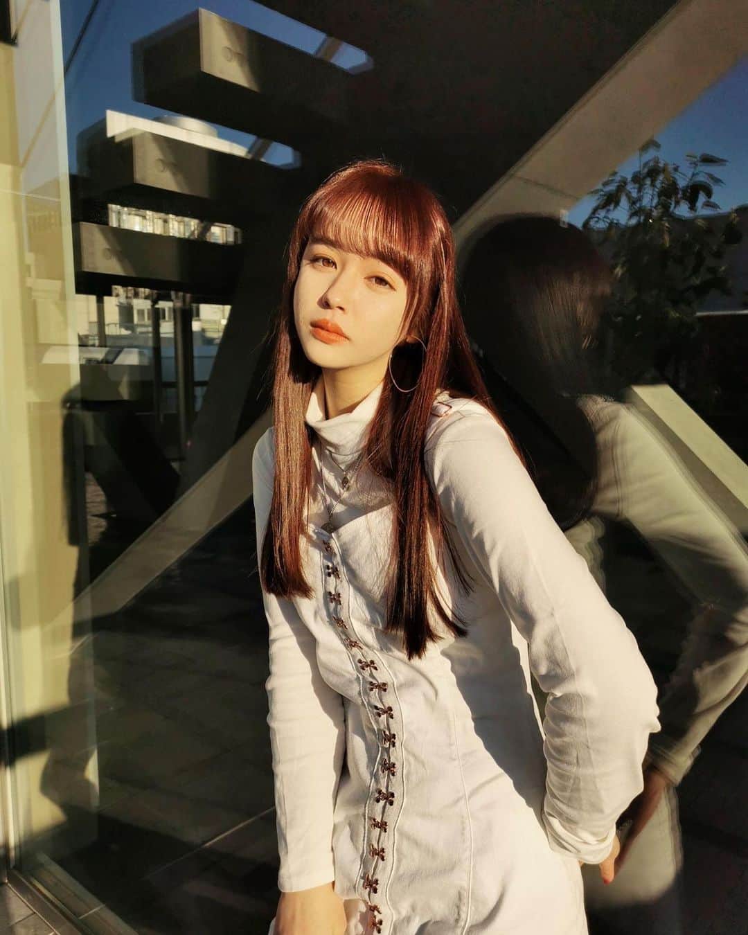 のインスタグラム：「・ ・ 日光パワーで変わるナタナタhair👀💭 ・ #ナタリア聖奈 #ljk #ピンクヘアー #韓国ヘア #ホワイトコーデ」
