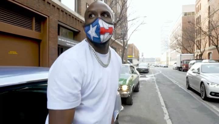 ファンクマスター・フレックスのインスタグラム：「NEW SINGLE ALERT: @funkflex x @fivioforeign_8fs / GameTime !!!! This Friday Jan15th !!!!! @applemusic / @spotify / @tidal !!!! VIDEO PREMIERES THURSDAY 12 MID FUNKFLEX @YOUTUBE CHANNEL !!!!! 🎥 @juganot 🔌 @yamaicaproductions WHO ELSE SHOULD I PUT ON MY ALBUM?  @INFLEXWETRUST FILMS / RECORDS   @imran1231 / Jerry / @columbiarecords I appreciate everything! Thanks again!  1968 Camaro ss 396 / Lou : Valanca Customs  1969 Chevelle ss 396 / Nicky : @cmb.collision」
