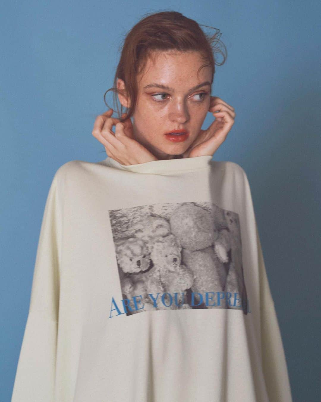 ファーファーのインスタグラム：「【NEWS】 2021 SPRING COLLECTION PRE ORDER   公式オンラインストア及びウサギオンラインにて 春の新作のプレオーダーがいよいよスタート！ どこよりも早く新作をご覧いただける機会を ぜひお見逃しなく。  ＊一部商品は発売を開始しております。  tops ¥9,000＋tax skirt ¥22,000＋tax shoes ¥21,000＋tax  @furfur_official @furfur_official_staff  #FURFUR #ファーファー」