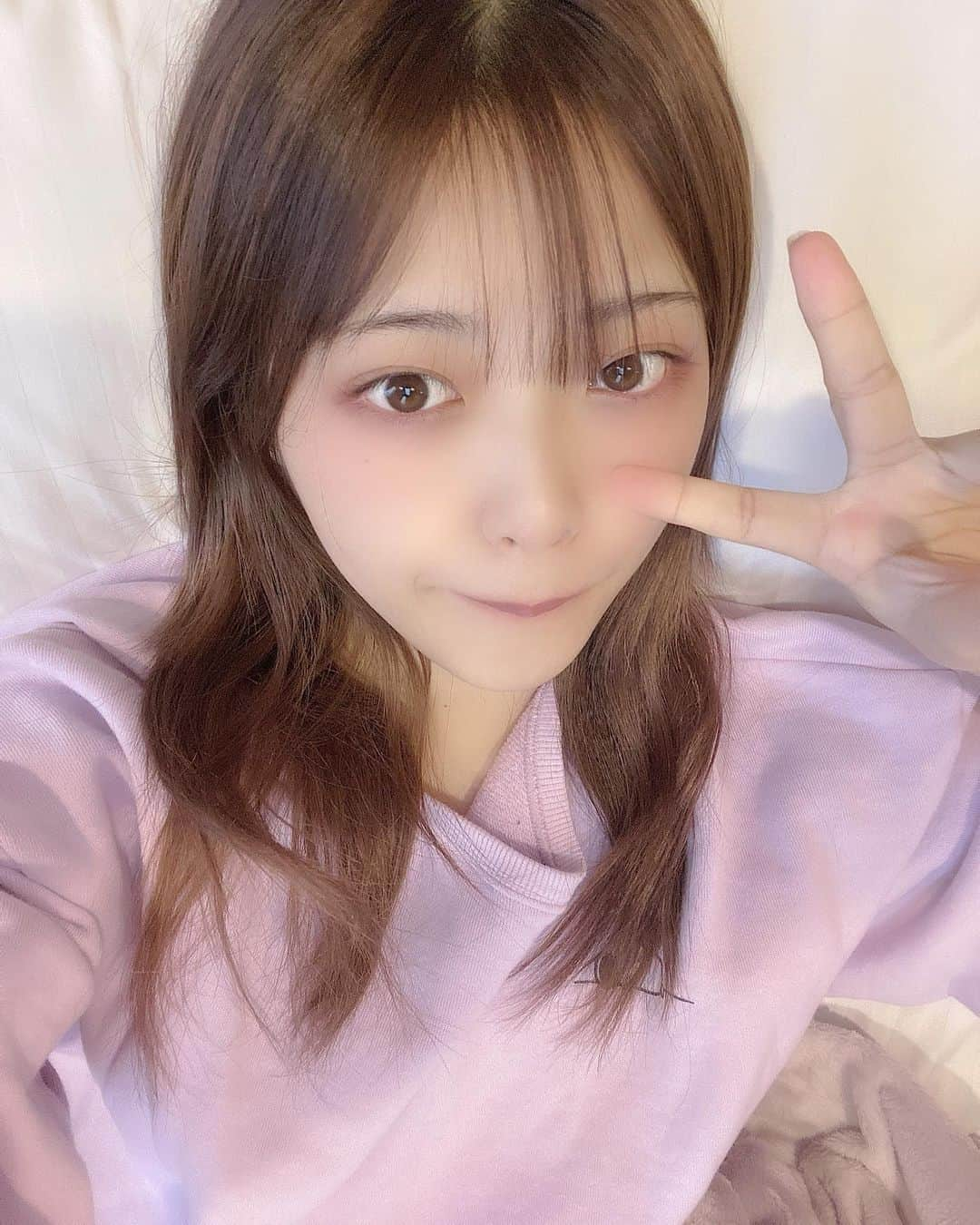 MaRuRi（まるりとりゅうが）さんのインスタグラム写真 - (MaRuRi（まるりとりゅうが）Instagram)「みんな元気ー？？？💗 手術から３日経って今日から 声のリハビリが始まりました😊 ちょっと高くなってて面白い🤣 このまま歌のリハビリは2週間後 ガッツリ歌っていいのは1ヶ月後だから しっかり丁寧に復帰に向けて療養します🤗 #悲報 #速度制限になってしもた #おわた」1月12日 18時29分 - maruridayo