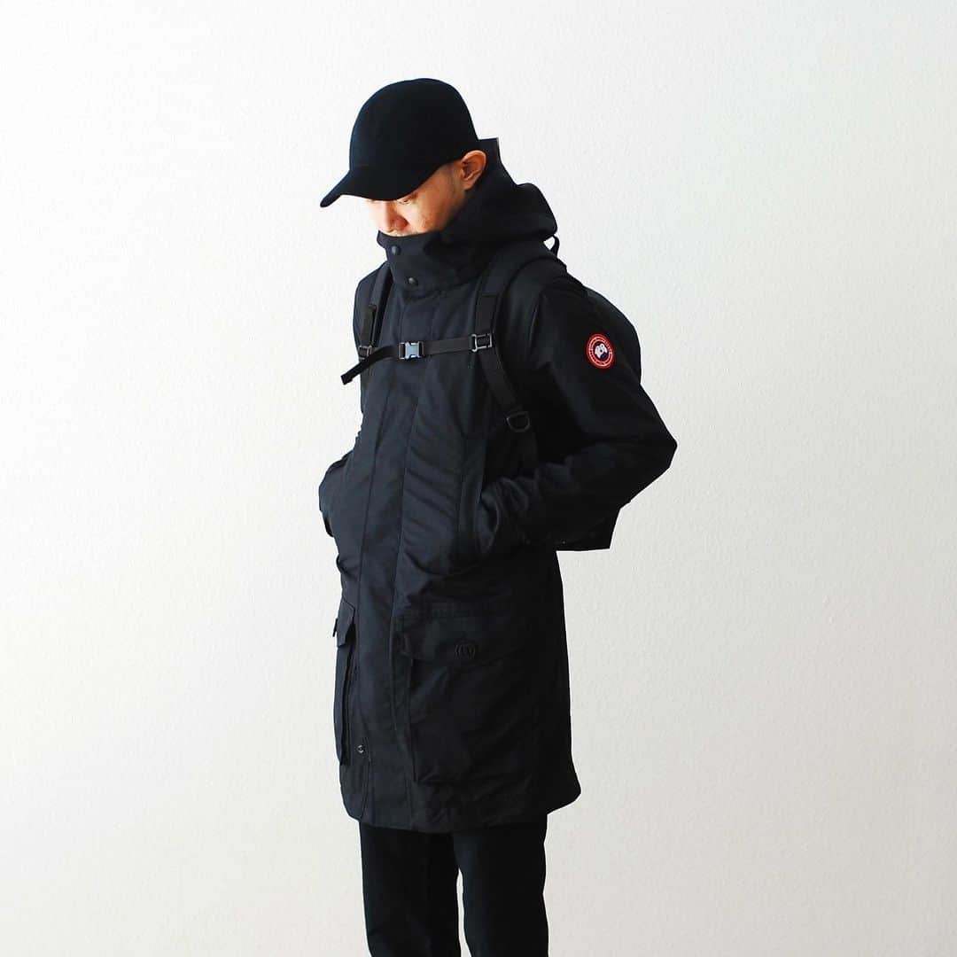 wonder_mountain_irieさんのインスタグラム写真 - (wonder_mountain_irieInstagram)「_  CANADA GOOSE / カナダグース “CREW TRENCH” ¥77,000- _ CANADA GOOSE の購入をご希望の場合は、 オンラインストアDigitalMountainの購入希望の商品ページからメールでご連絡下さい。 お電話でのお問い合わせもご対応させていただきます。 _ 〈online store / @digital_mountain〉 https://www.digital-mountain.net/shopdetail/000000012870/ _ 【オンラインストア#DigitalMountain へのご注文】 *24時間受付 *15時までご注文で即日発送 *1万円以上ご購入で送料無料 tel：084-973-8204 _ We can send your order overseas. Accepted payment method is by PayPal or credit card only. (AMEX is not accepted)  Ordering procedure details can be found here. >>http://www.digital-mountain.net/html/page56.html  _ 本店：#WonderMountain  blog>> http://wm.digital-mountain.info _ 〒720-0044  広島県福山市笠岡町4-18  JR 「#福山駅」より徒歩10分 #ワンダーマウンテン #japan #hiroshima #福山 #福山市 #尾道 #倉敷 #鞆の浦 近く _ 系列店：@hacbywondermountain _」1月12日 18時49分 - wonder_mountain_