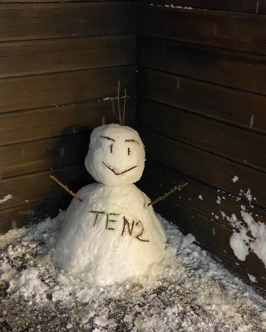 ファン・チヨルさんのインスタグラム写真 - (ファン・チヨルInstagram)「TEN2 지킴이⛄️ #눈」1月12日 19時02分 - chiyeul7102