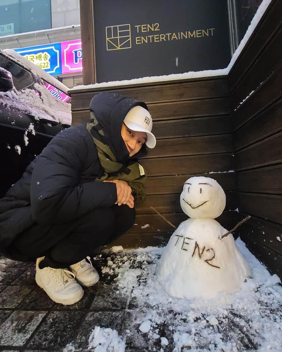 ファン・チヨルさんのインスタグラム写真 - (ファン・チヨルInstagram)「TEN2 지킴이⛄️ #눈」1月12日 19時02分 - chiyeul7102