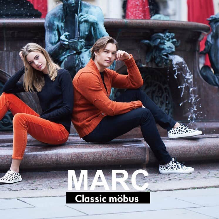 のインスタグラム：「MARC﻿ ﻿ シンプルなレースアップデザインに素材感が映えるドレッシーかつカジュアルなモデル。抗菌防臭イン ソール搭載で履き心地も快適に。﻿ ﻿ ーーーーーーーーーーー﻿ 👟﻿ ▶Price:12,000﻿ ▶Size:40-44﻿ ▶Material：ポニー毛皮﻿ ーーーーーーーーーーー﻿ 🔎﻿ ﻿ MARCの購入はアカウントトップの（@Mobus Footwear）から！﻿ ﻿ @mobusofficial ﻿ @mobusshop ﻿ @mobuskobe ﻿ @mobuskyoto ﻿ @mobusnagoya ﻿ @mobusshimokitazawa﻿ ﻿ #mobus﻿ #モーブス﻿ #mobussneaker﻿ #モーブススニーカー﻿ #ドイツ﻿ #mobusofficial﻿ #mobusoriginal ﻿ #MARC﻿ #おしゃれさんと繋がりたい﻿ #ストリート﻿ #レースアップ﻿ #タウン﻿ #かわいい﻿ #デートコーデ﻿ #pony﻿ #ポニー﻿ #walk﻿ #kickstagram﻿ #冬コーデ﻿ #コーディネート﻿ #カジュアルコーデ﻿ #スニーカーコーデ﻿ #冬コーデ﻿ #足元コーデ﻿ #カジュアルファッション﻿ #キックス﻿ #スニーカー大好き﻿ #シューズ﻿ #ドイツ﻿ #ブンデスリーガ」