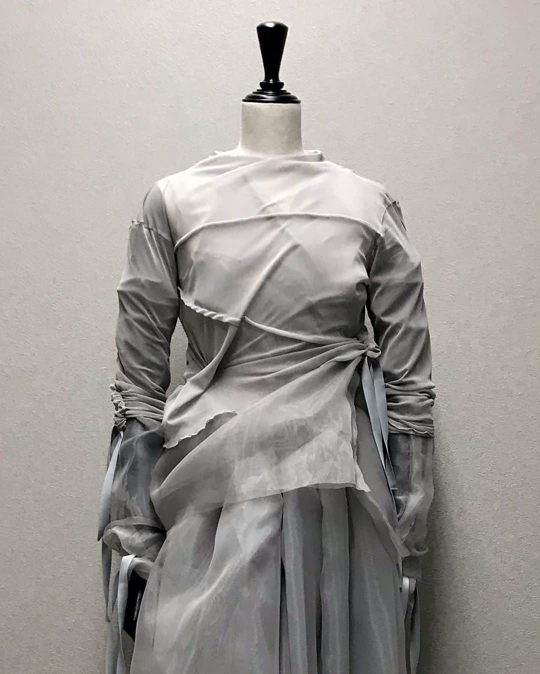 倉岡晋也のインスタグラム：「Certain day ✔️ Progress of my costume fitting  silent dance at atelier  I’m in love @9urumi02」