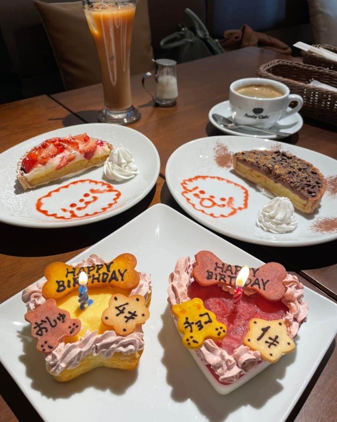 小森ほたるさんのインスタグラム写真 - (小森ほたるInstagram)「今日1月12日はおしゅの4歳のお誕生日です🐶🎂💗 アンディーカフェでお祝い🎉 生まれてきてくれてありがとう愛してるよ😭❤️ わんこのアカウント開設したのでフォローしてね🐶💕  #andycafe#インスタキャンペーン #お誕生日ケーキ#1月10日」1月12日 20時09分 - hotaru_komori