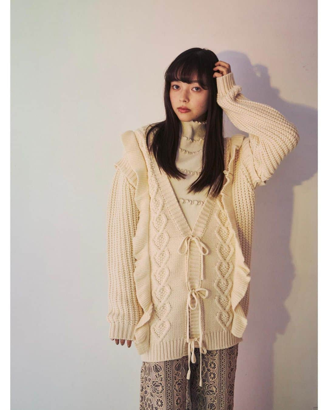 merry jennyさんのインスタグラム写真 - (merry jennyInstagram)「【 new arrival ! 】 ㅤㅤㅤㅤㅤㅤㅤㅤㅤㅤㅤㅤㅤ 1/15 (fri) 入荷予定！ topのURLから⇨  @merryjenny_instagram  ぜひcheckして下さいね！ ㅤㅤㅤㅤㅤㅤㅤㅤㅤㅤㅤㅤㅤ  01 ◯ フリルリボン2wayカーディガン col : ivory / beige / lavender ¥9,350 (tax in) ㅤㅤㅤㅤㅤㅤㅤㅤㅤㅤㅤㅤㅤ 02 ◯ バイカラーメロウリブニット col : off white / ivory / beige / ice blue ¥8,250 (tax in) ㅤㅤㅤㅤㅤㅤㅤㅤㅤㅤㅤㅤㅤ 03 ◯ オーロララメニットプルオーバー col : ivory / lavender / mint green ¥8,800 (tax in) ㅤㅤㅤㅤㅤㅤㅤㅤㅤㅤㅤㅤㅤ ㅤㅤㅤㅤㅤㅤㅤㅤㅤㅤㅤㅤㅤ #merryjenny #メリージェニー  #2020aw #winter #surrealisme」1月12日 20時14分 - merryjenny_instagram