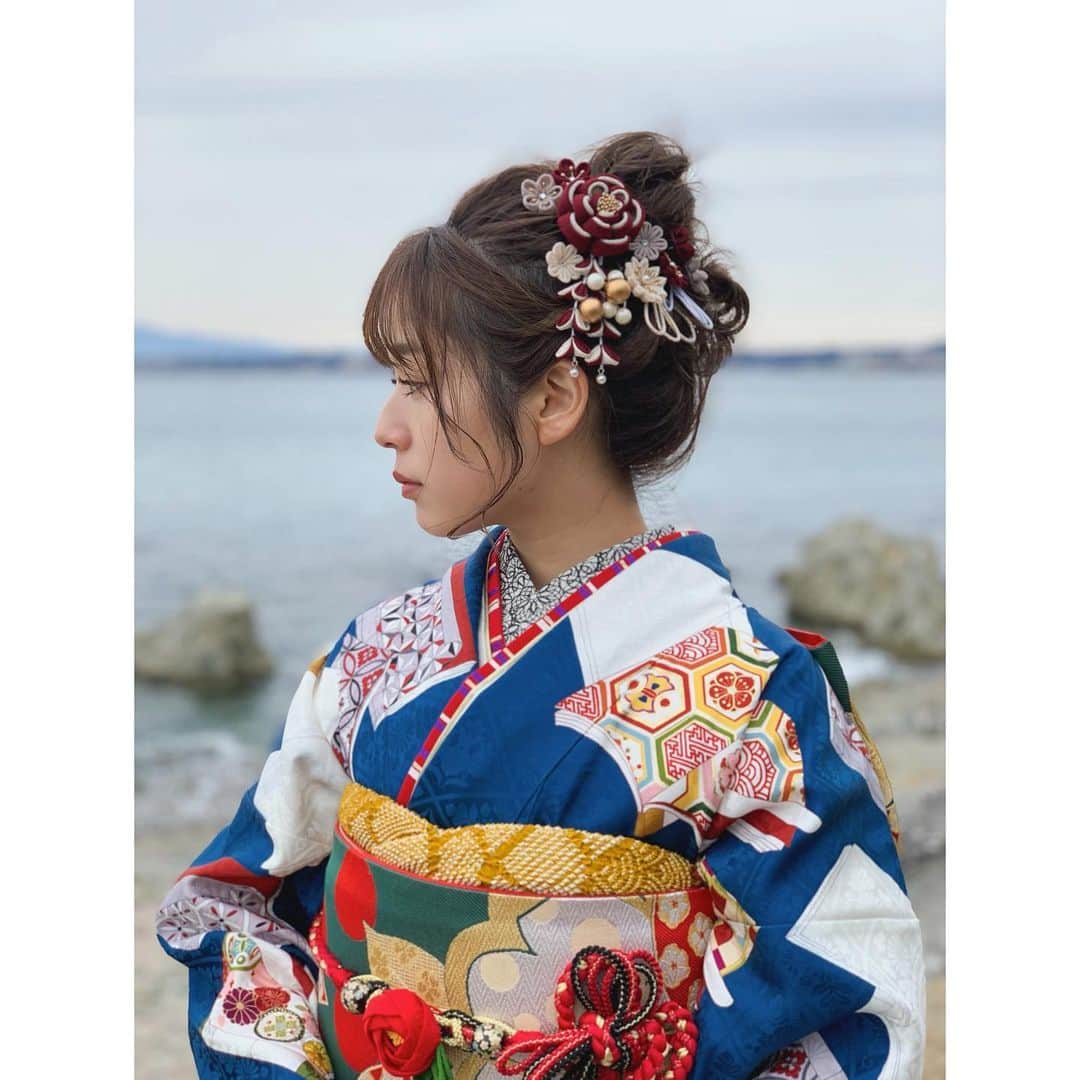 傳彩夏さんのインスタグラム写真 - (傳彩夏Instagram)「たくさんのお祝いメッセージありがとうございました💐✨ #振袖 #20歳 #ハタチ #成人式ヘア」1月12日 20時31分 - denayaka