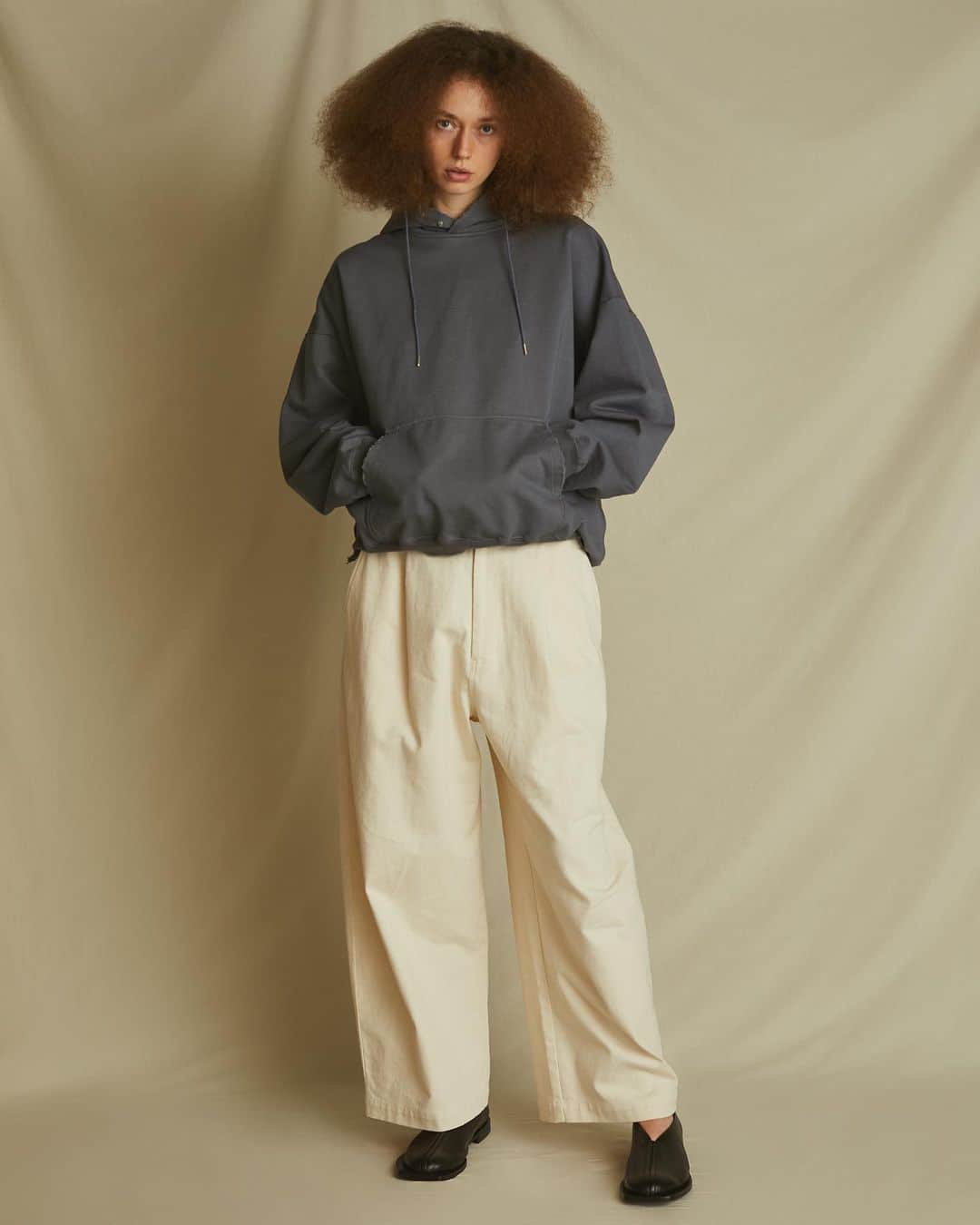ウィザードのインスタグラム：「2021 SPRING SUMMER COLLECTION “SCREAMING LIFE"  ・EMBROIDERY DAMAGE HOODIE ・GURKA DENIM PANTS  #wizzard_fac #wizzard #fashion #tokyofashion #streetfashion #fashionphoto #designersbrand #domesticbrand #mensfashion #2021ss #ウィザード #パーカー #スウェットパーカー #ダメージパーカー #デニムパンツ  #グルカパンツ  #ワイドパンツ  #ファッションブランド #メンズファッション」