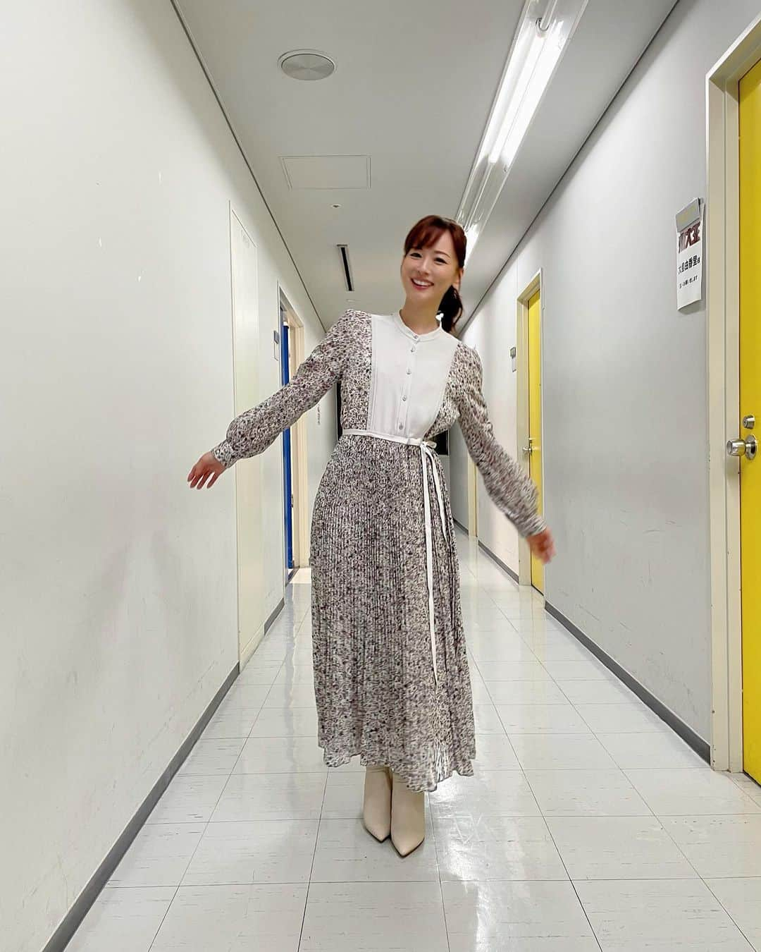 皆藤愛子さんのインスタグラム写真 - (皆藤愛子Instagram)「❤︎ 明日の #東大王 に出演させていただきます✏️ 楽しかったー♪ よろしければご覧ください☺️ ＃TBS #皆藤愛子」1月12日 20時32分 - aiko_kaito_official