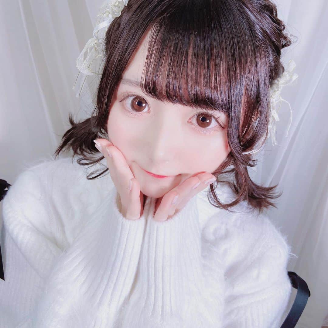 のインスタグラム：「🤍」