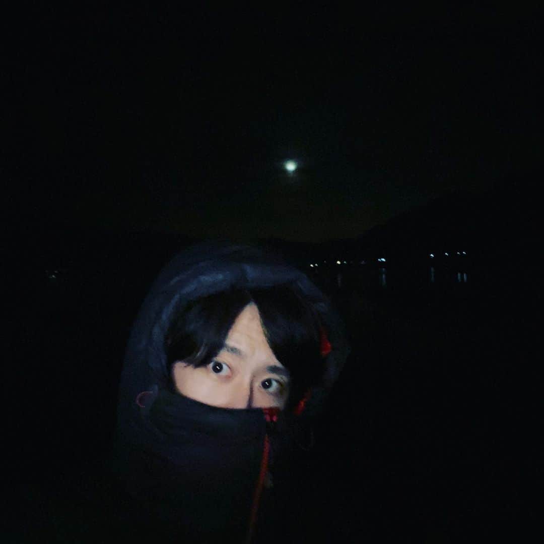 小園凌央のインスタグラム：「我慢がたくさんですが、その分落ち着いたら楽しみはデカいはず！と僕も思いまふ  #月 #d #負ける気がしねぇぜ」