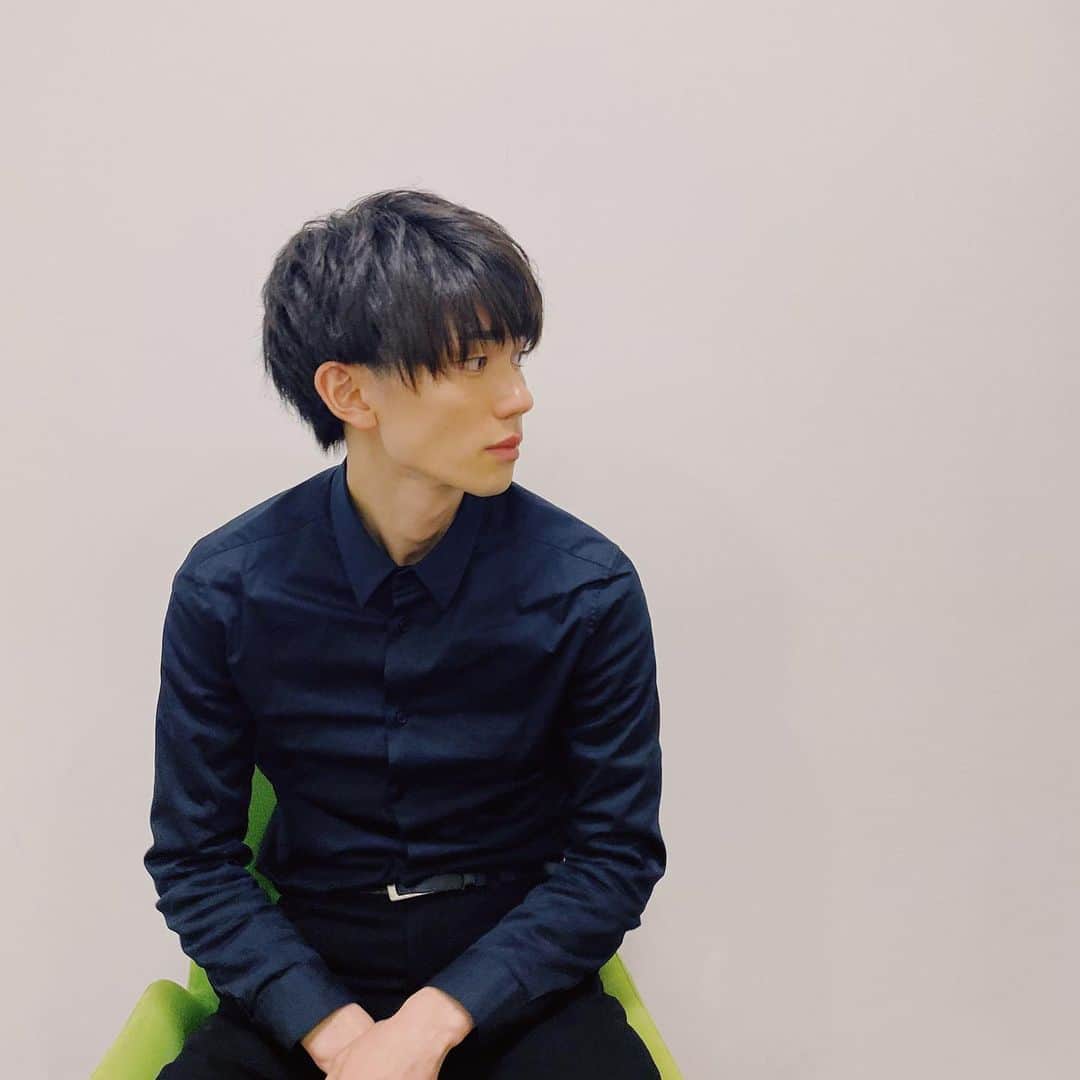 樋口晃平のインスタグラム：「横顔どーん . . . . #men #mensfashion #mensstyle #menshair #menstyle #mensmodel #model #fashion #fashionmodel #fashionblogger #instagood #instapic #instalike #instafood #instagram #instadaily #instamakeup #face #lfl #fff #followｍe#camera #film #japan #tokyo #横顔#faceline #いいね返し #コメント返し#メンズファッション」