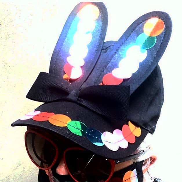 バーンストックスピアーズのインスタグラム：「Bling! Rainbow Sequin Bunny Cap.  Check these beautiful caps out in our sale. #clicklinkinbio」