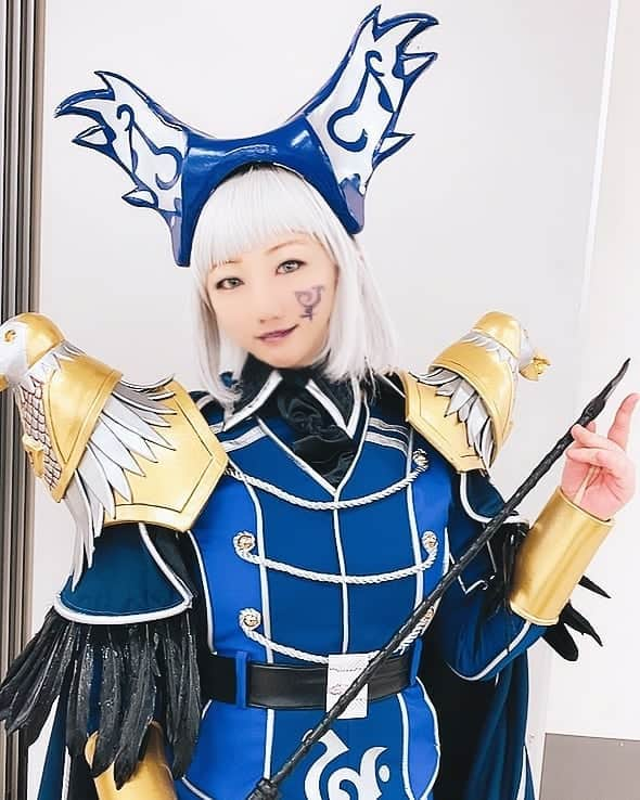 木村加奈子さんのインスタグラム写真 - (木村加奈子Instagram)「【今年度の初コスプレ！】  キラメイジャーのヨドンナ様のコスプレでコス始め！  よく 【ウィッグの色味によって顔が丸く見えたりするから悩みなんだよね】なんて話を聞きます。  大丈夫！ それ！セルフケアで治せるよ✨  ウィッグに合わせて お顔のケアして どんなコスプレも似合う自分のになっちゃお！  コロナ対策をしてサロンをオープンしてます😆 お気軽に遊びに来てね！  https://beauty.hotpepper.jp/kr/slnH000496994/?cstt=1  #小顔になりたい #コスプレイヤー  #美容好きな人と繋がりたい  #美容サロン  #中野」1月12日 21時55分 - kanakanakanako320