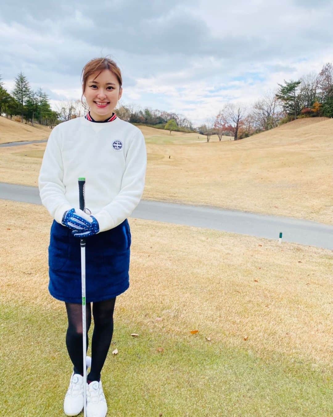 のインスタグラム：「またゴルフ行けたらいいな〜⛳️ . . . #abc #アナウンサー #ゴルフ女子 #ゴルフ #女子ゴルフ #ゴルフ女子コーデ #パーリーゲイツ #インスタゴルフ部 #ゴルフウェア #ゴルフコーデ #ゴルフ大好き #インスタゴルフ #golfgirl #golfstagram #golfwear #pearlygates #golflife #golflovers」
