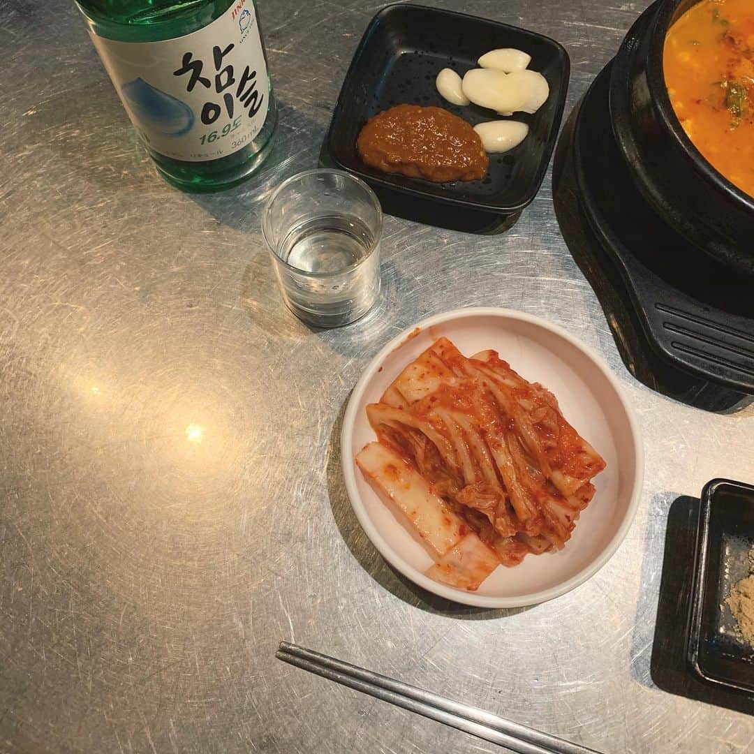 荒谷江莉香のグルメインスタ