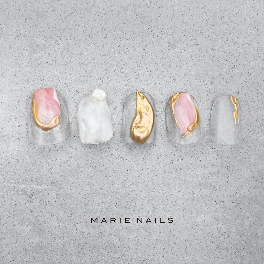 marienails_jpnのインスタグラム：「#nailartist #nailstagram #nailsofinstagram #nailswag #nailpro #nailist #marienails #nail #nails #naildesign #nailart #fashion #trend  #gelnails #instanails #fashionista #fashionlove #nailfie #マリーネイルズ #ネイルデザイン #ネイル #ジェルネイル #ファッション #ネイルサロン #ネイリスト #お洒落さんと繋がりたい #美甲 #ネイルアート #おしゃれ #コーデ」