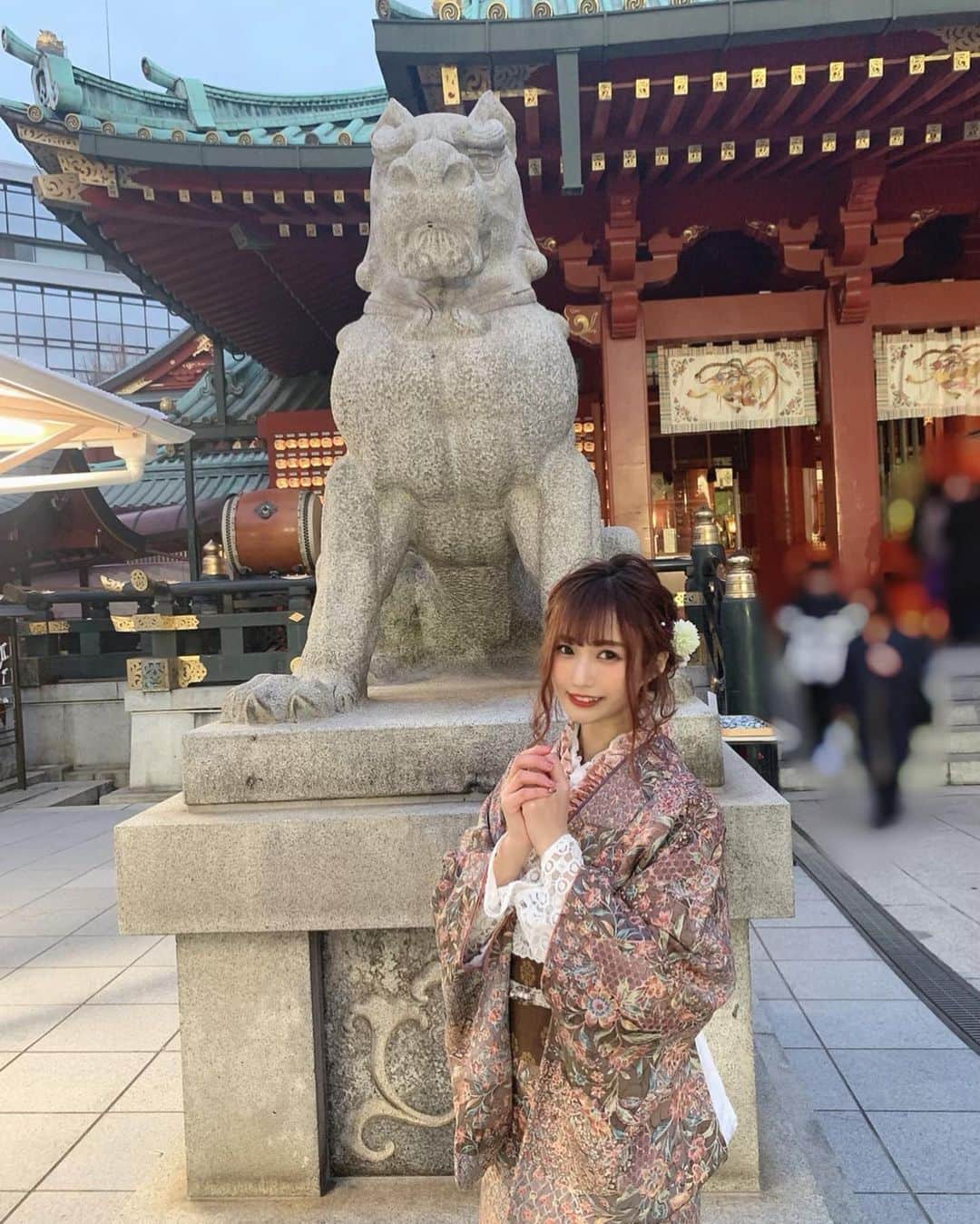 のインスタグラム：「. . . . . レトロな着物を着てみたかったから嬉しい〜👘♥︎ . . . . . #pimms #idol #kawaii #cute #japan #tokyo #vasara #日本 #東京 #秋葉原 #御茶ノ水 #神田明神 #着物 #着物ヘア #ボブヘアアレンジ #ヘアアレンジ #メイク #着物ヘアアレンジ #レトロ #レトロ着物  #新成人 の皆様、ご成人おめでとうございます㊗️」