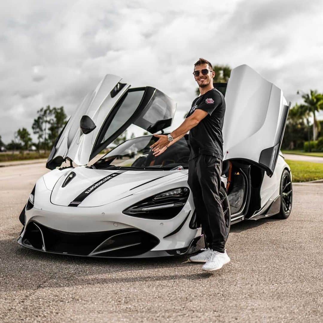 CarsWithoutLimitsさんのインスタグラム写真 - (CarsWithoutLimitsInstagram)「@austinedal’s 1,000HP McLaren 720S built by the McLaren specialists @1kmotorsports sprints from 0-60mph in just 1.8 seconds and runs a quarter mile in 8.9 seconds... Follow @austinedal and @1kmotorsports for more!!!  #carswithoutlimits #mclaren #720s」1月13日 10時11分 - carswithoutlimits