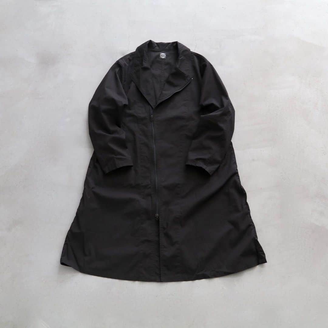 wonder_mountain_irieさんのインスタグラム写真 - (wonder_mountain_irieInstagram)「_[21SS 入荷予定！］ Porter Classic / ポータークラシック "POPLIN RIDING COAT" ¥55,000- _ 〈online store / @digital_mountain〉 https://www.digital-mountain.net/shopdetail/000000012982/ _ 【オンラインストア#DigitalMountain へのご注文】 *24時間受付 *15時までのご注文で即日発送 *1万円以上ご購入で送料無料 tel：084-973-8204 _ We can send your order overseas. Accepted payment method is by PayPal or credit card only. (AMEX is not accepted)  Ordering procedure details can be found here. >>http://www.digital-mountain.net/html/page56.html _ #PorterClassic #ポータークラシック _ 本店：#WonderMountain  blog>> http://wm.digital-mountain.info _ 〒720-0044  広島県福山市笠岡町4-18  JR 「#福山駅」より徒歩10分 #ワンダーマウンテン #japan #hiroshima #福山 #福山市 #尾道 #倉敷 #鞆の浦 近く _ 系列店：@hacbywondermountain _」1月13日 10時30分 - wonder_mountain_