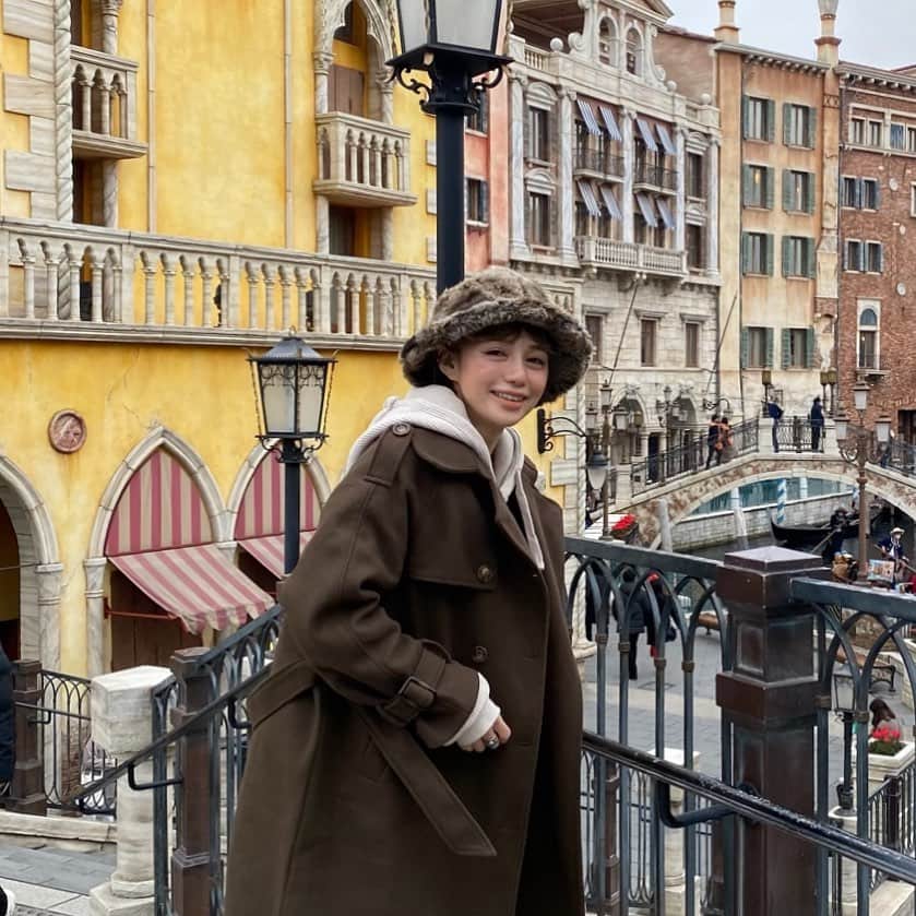長谷川あやのインスタグラム：「⚓️⚓️⚓️#disney#disneysea ・ ・ ・ 去年のディズニーシー🐭 ・ いつかまたみんなで いける日が来るといいな、、、😌🙏💓」