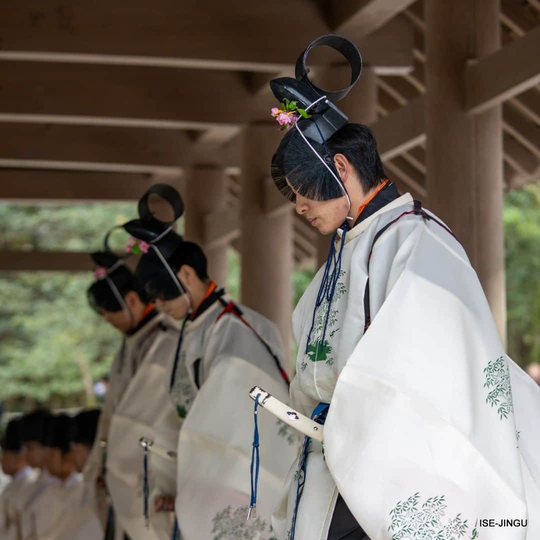 のインスタグラム：「#伊勢神宮 #神宮 #神社 #心のふるさと #内宮 #一月十一日御饌 #舞楽 #雅楽 #東遊 #ISEJINGU #JINGU #SOUL_of_JAPAN #japan #jinja #shinto #naiku #bugaku #gagaku #azuma_asobi」
