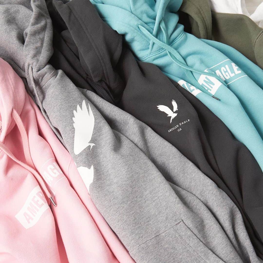 American Eagleのインスタグラム：「Another hoodie that you’ll never wanna take off? Yep, we did that. Tap to shop the Vintage Fleece Graphic Hoodie」