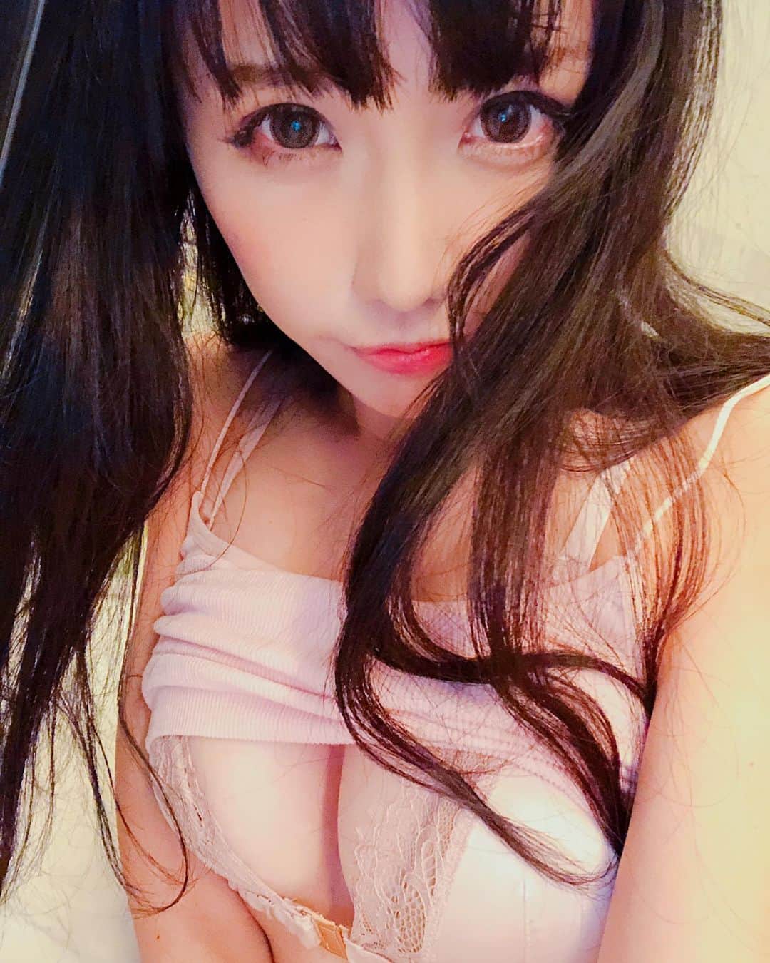 のインスタグラム：「かすかにおっぱい。 #グラビアアイドル #グラドル #コスプレイヤー #cosplay #japanesegirl #gravure #photogravure #shooting #撮影 #撮影会  #むちむち  #お尻 #お尻フェチ #followme #hip #競泳水着 ##Instagramjapan #portrait #portrait_shots  #Japaneseculture #instaportrait  #instagood #被写体  #写真撮ってる人と繋がりたい  #脚フェチ #Anime #game」