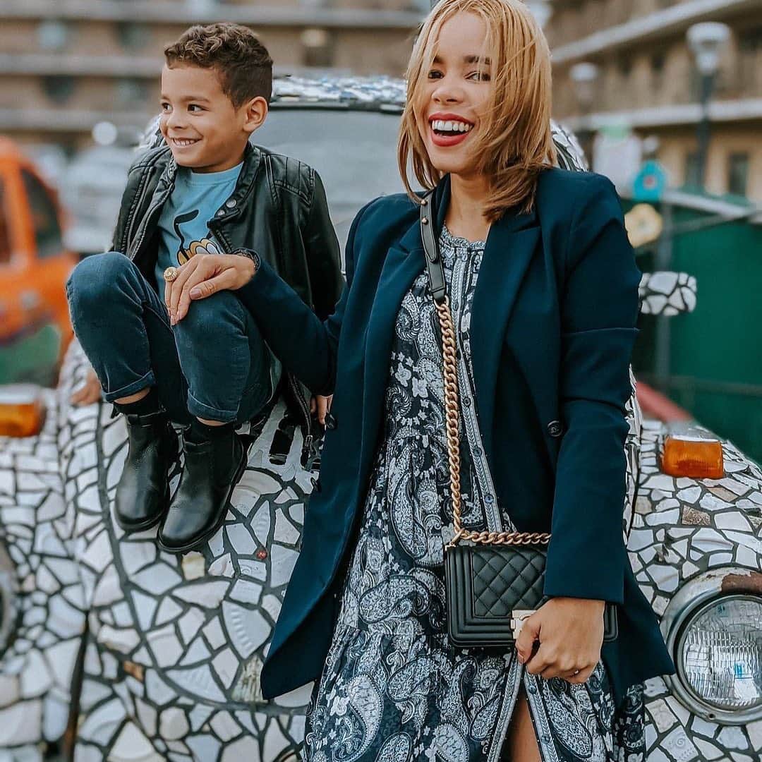 のインスタグラム：「Yully Hernandez @julesalmnt showing her love for fashion & family. A great look in the Christie Dress.」