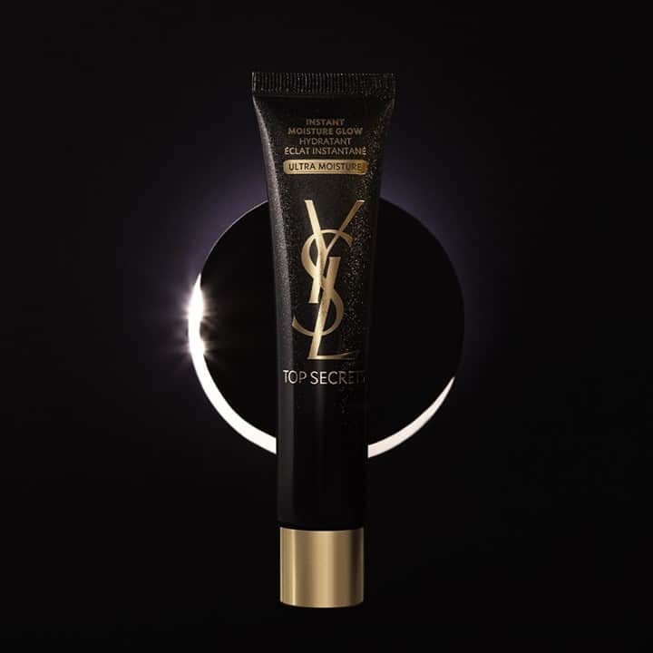 Yves Saint Laurent Beautyさんのインスタグラム写真 - (Yves Saint Laurent BeautyInstagram)「Prepare for the New Moon approaching. With it, the energy of a fresh start...prepare for a foundation of new beginnings with: TOP SECRETS ULTRA MOISTURE GLOW #yslbeauty #topsecrets #darksideofthemoon」1月13日 3時58分 - yslbeauty
