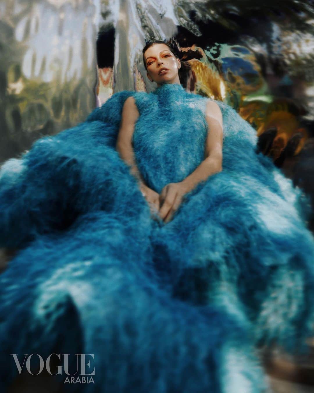 ミラ・ジョヴォヴィッチさんのインスタグラム写真 - (ミラ・ジョヴォヴィッチInstagram)「Thank you so much to everyone involved with this gorgeous shoot for @voguearabia! I had so much fun working with the incredibly talented team and the pictures are nothing less than magical!🧚🏼‍♂️🧜🏼‍♀️✨⚡️   Talent:@millajovovich  @evergaboanderson Photographer & Director: Greg Swales @gregswalesart for @AGP.NYC Photo assistants: Yolanda Leaney & Sebastian Keefe Film crew: Chevy Tyler @shootchevytyler Stylist: Chris Horan @chrishoran20 for @thewallgroup Styling assistant: Lauren Jeworski Nails: Nails by Pilar Noire @pilarnoirenails using Chanel in Garçonne Make Up: Holly Silius @hollysilius using Retrouvé skincare and Vapour beauty makeup Hair: Adir Abergel @hairbyadir  Talent Booking Chris Brenner @chrissbrenner Production: Alexey Galetskiy @alexeyg @AGPNYC Production design: Lucy Holt @theninjaatelier assisted by Liam Burke」1月13日 4時15分 - millajovovich