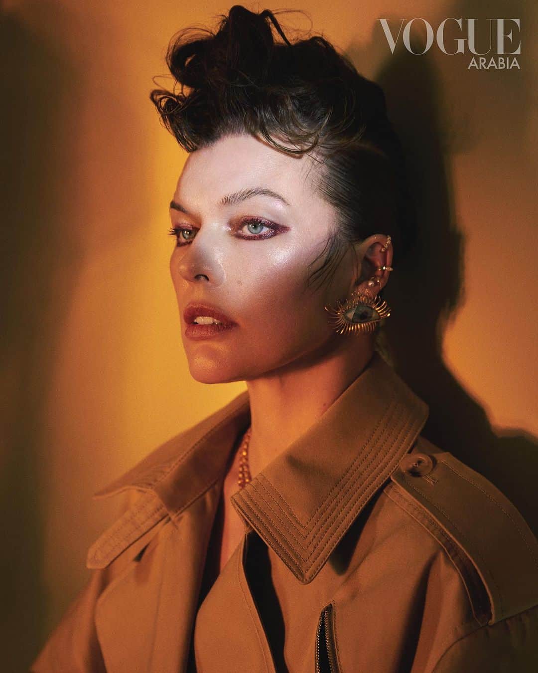 ミラ・ジョヴォヴィッチさんのインスタグラム写真 - (ミラ・ジョヴォヴィッチInstagram)「Thank you so much to everyone involved with this gorgeous shoot for @voguearabia! I had so much fun working with the incredibly talented team and the pictures are nothing less than magical!🧚🏼‍♂️🧜🏼‍♀️✨⚡️   Talent:@millajovovich  @evergaboanderson Photographer & Director: Greg Swales @gregswalesart for @AGP.NYC Photo assistants: Yolanda Leaney & Sebastian Keefe Film crew: Chevy Tyler @shootchevytyler Stylist: Chris Horan @chrishoran20 for @thewallgroup Styling assistant: Lauren Jeworski Nails: Nails by Pilar Noire @pilarnoirenails using Chanel in Garçonne Make Up: Holly Silius @hollysilius using Retrouvé skincare and Vapour beauty makeup Hair: Adir Abergel @hairbyadir  Talent Booking Chris Brenner @chrissbrenner Production: Alexey Galetskiy @alexeyg @AGPNYC Production design: Lucy Holt @theninjaatelier assisted by Liam Burke」1月13日 4時15分 - millajovovich