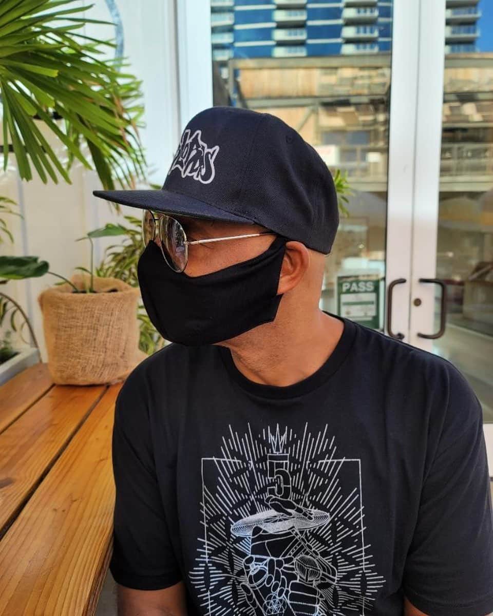 Shing02のインスタグラム：「@leanskee in @seaven.wear mask 📷 @masta_minch shop: e22.com/seaven」