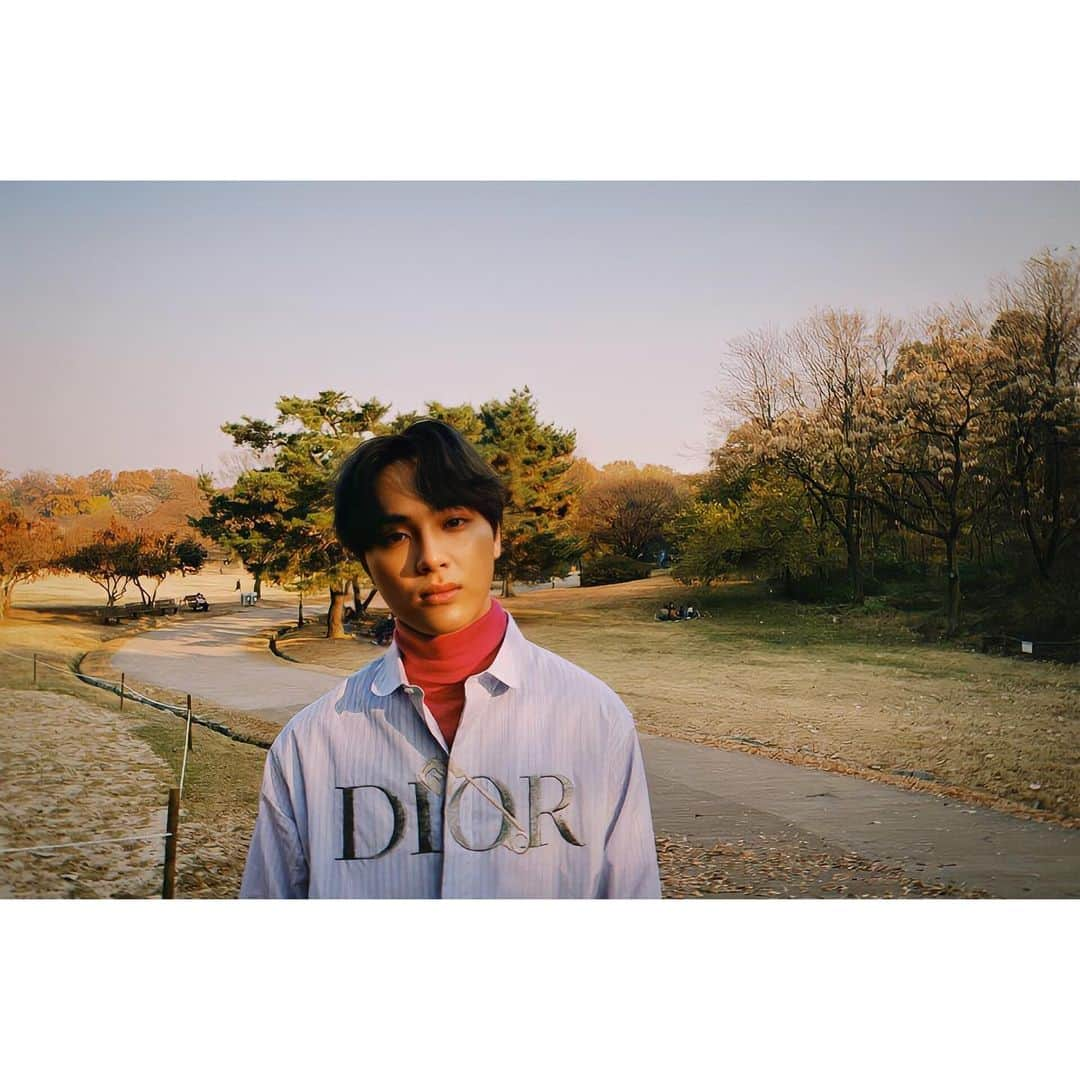 チュ・ハンニョンさんのインスタグラム写真 - (チュ・ハンニョンInstagram)「210112 • [TWITTER: WE_THE_BOYZ] "DAZED :)  # Mood # FindingDeobis # Photoshoot"」1月13日 4時59分 - hak_nyeon