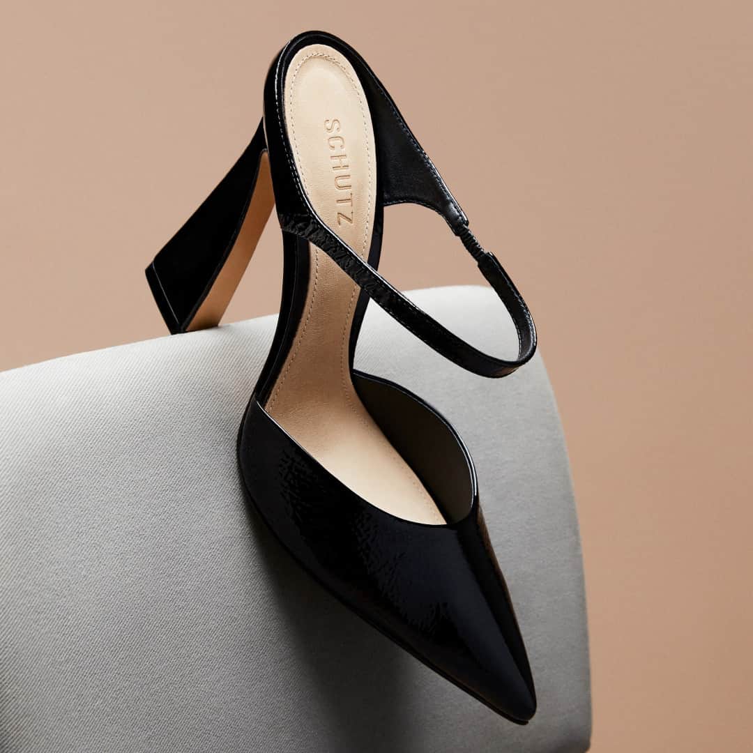 Schutzのインスタグラム：「THE NEW SCHUTZ ICON ❤️ #schutzprefall #newin」