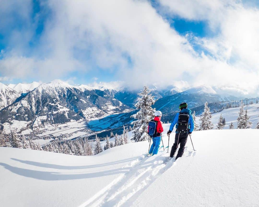 goproさんのインスタグラム写真 - (goproInstagram)「Photo of the Day: More friends on a powder day ❄️ #GoProFamily member @c.oberschneider ⠀⠀⠀⠀⠀⠀⠀⠀⠀ #GoPro #GoProSnow #Austria #Backcountry #Skiing」1月13日 5時29分 - gopro