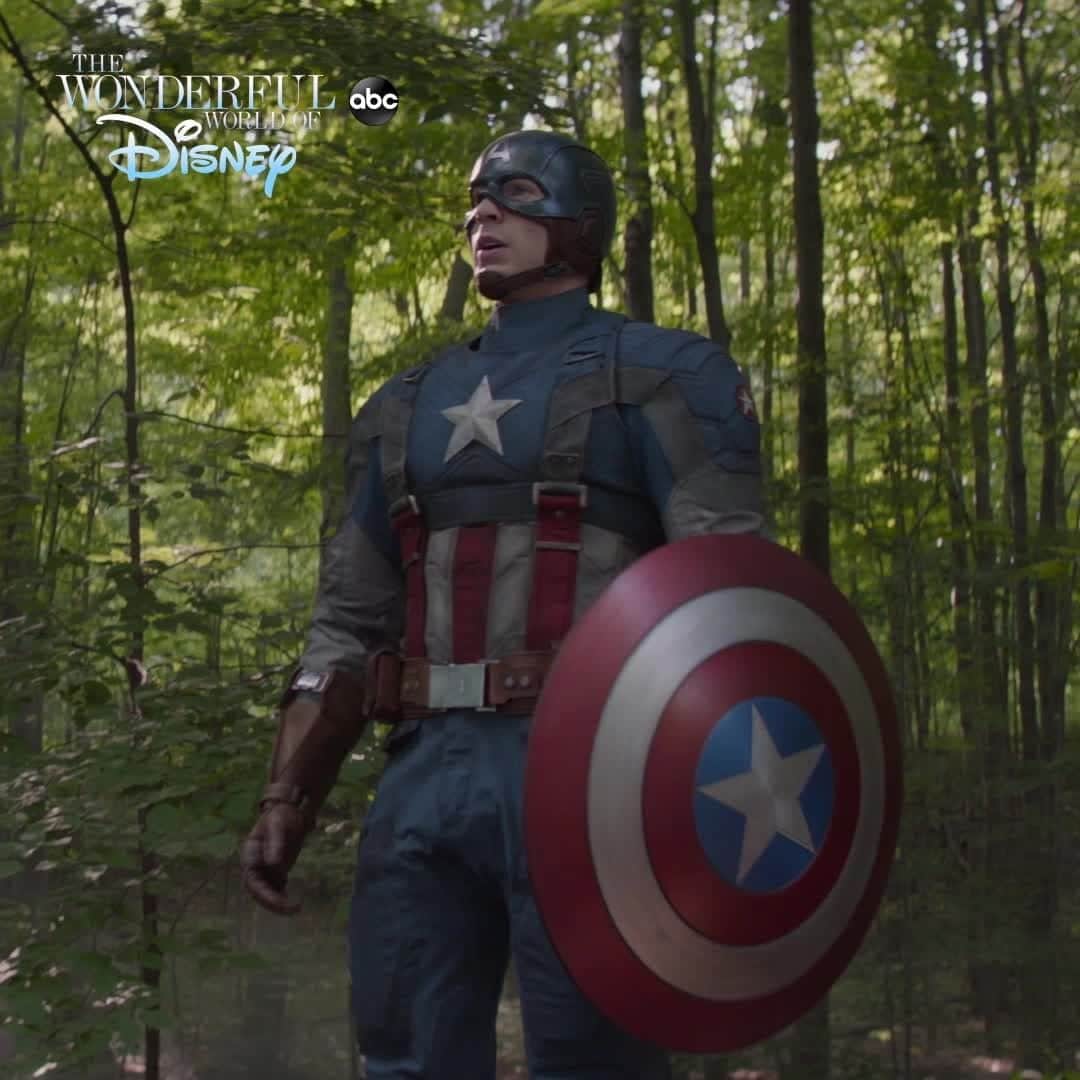 アメリカン・ブロードキャスティング・カンパニーのインスタグラム：「Suit up! ⭐️ #TheWonderfulWorldofDisney presents @marvelstudios' #CaptainAmerica: #WinterSoldier tonight at 8|7c on ABC!」