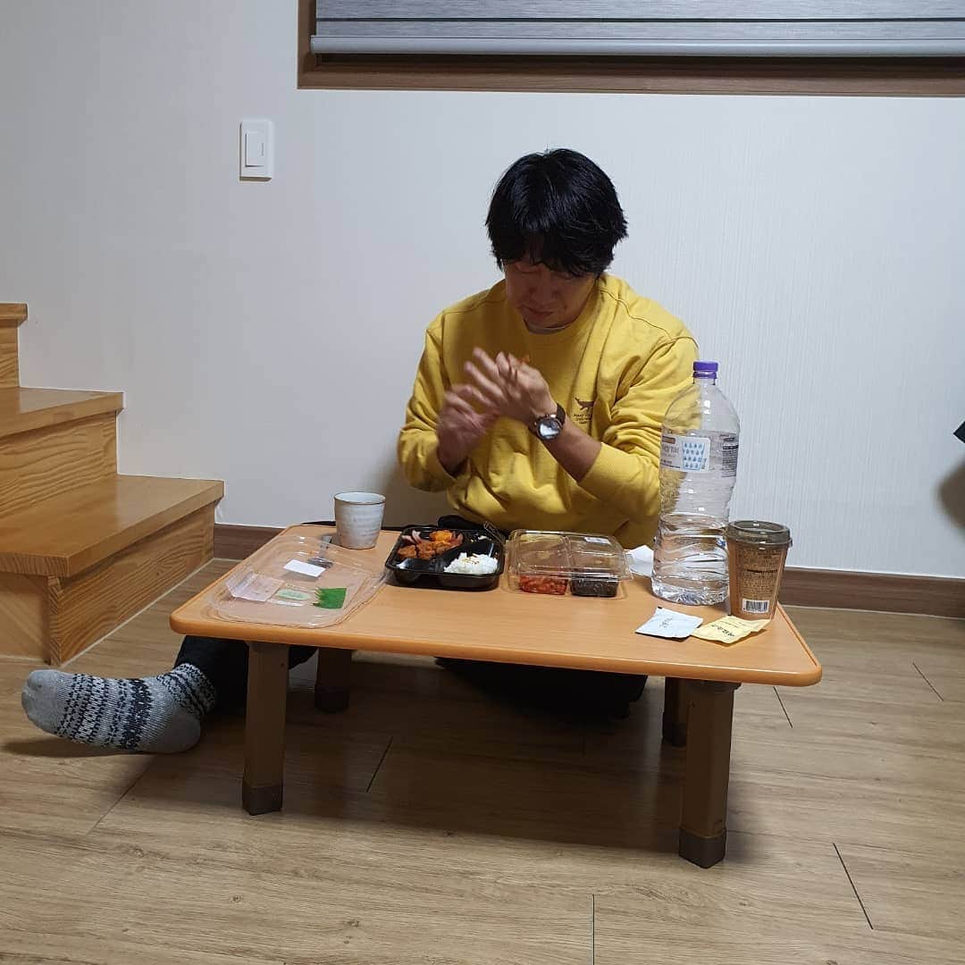キム・スロのインスタグラム：「아침....」