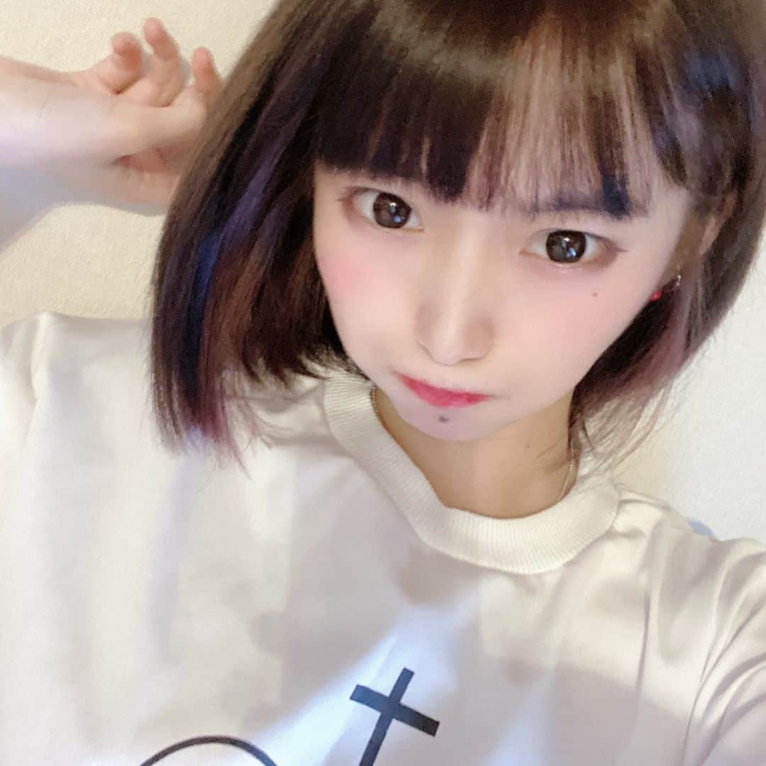 麻衣愛のインスタグラム：「黒髪の方がいい？」