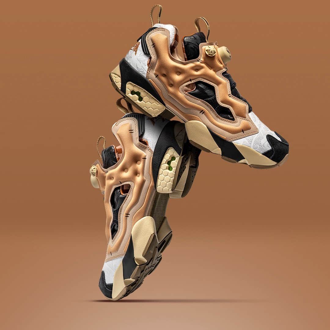 Foot Lockerのインスタグラム：「Panda style. The classic #reebok Instapump Fury is reimagined with a glossy dragon print and 🐼  details.  The #Reebok x Kung Fu Panda collection drops on January 15th.」