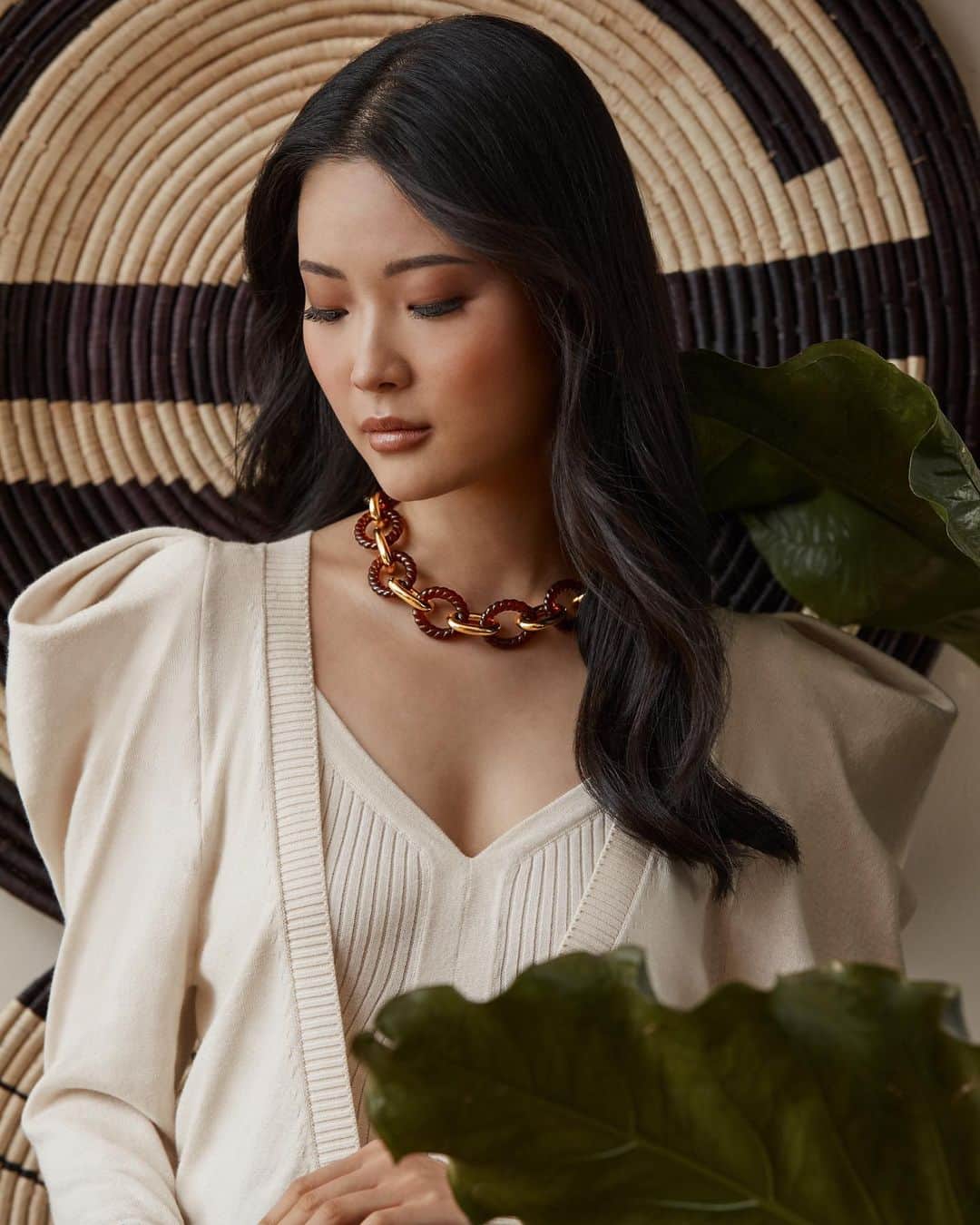 Saks Fifth Avenueのインスタグラム：「Finishing touches that speak for themselves from @lfjewels and @carolinaherrera give you plenty of reasons to refresh your jewelry box.」