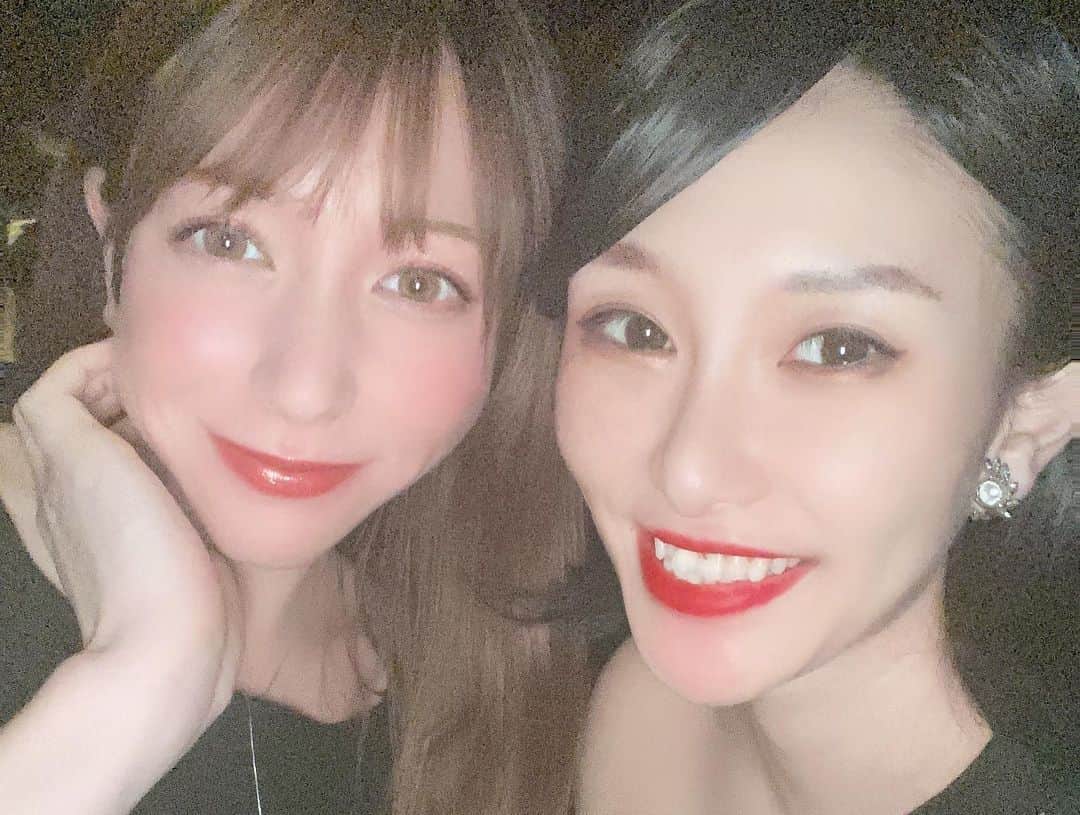 Ayaliv 濱田茉奈さんのインスタグラム写真 - (濱田茉奈Instagram)「I had been fun moment very much💙 Thanks  my best my @ayaliv ❤️lover I always have enjoyed for me by her💜🤍 Thanks a  lot always🟩🟩」1月13日 9時02分 - manahamada0222