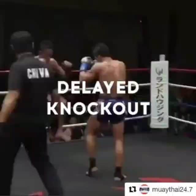 梅野源治のインスタグラム：「🙏🔥🙏🔥  #Repost muaythai24.7 (@get_repost) ・・・ Delayed Elbow KO  Dynamics of hand fighting and guard.  Muay Thai fighters will often be stoic in the face of pain.   Their threshold is lights out... warriors!   Follow @strikingbreakdowns for more great content」