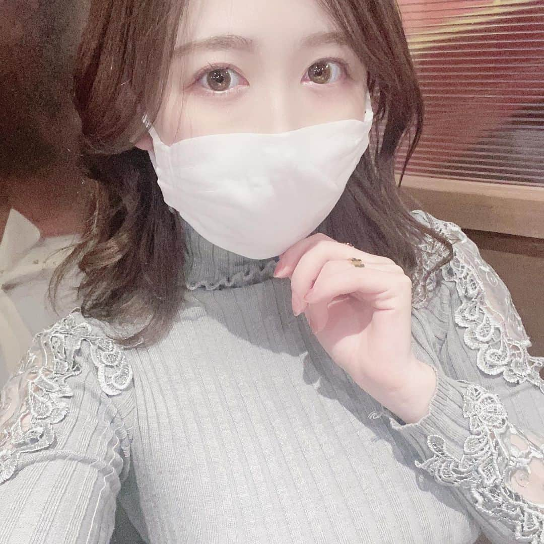 倉咲奈央さんのインスタグラム写真 - (倉咲奈央Instagram)「何回も洗って使えるガーゼマスクネットしたよー🥰 肌が弱い私でも痒くならなくておすすめ！ 抗ウイルスマスクだから今の季節もってこいだね😎  #クリンシア #クリンシアマスク #布マスク #抗ウイルスマスク #肌に優しいマスク #ガーゼマスク #pr #グラビア#グラビアアイドル#被写体#撮影会#モデル#撮影#スピリチュアル#神社#御朱印#Japan#Japanese#instagood#follome#ootd」1月13日 9時55分 - naaaaotan