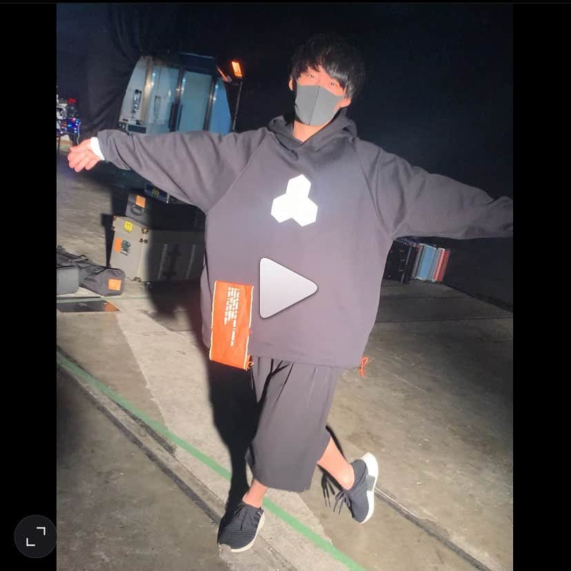 こーいちのインスタグラム：「メリーロックあざした。 あと動画でコウヘイ撮ったけど結局写真であげる俺とコウヘイとの関係性はお察し下さい。 ほな名古屋またなー。」