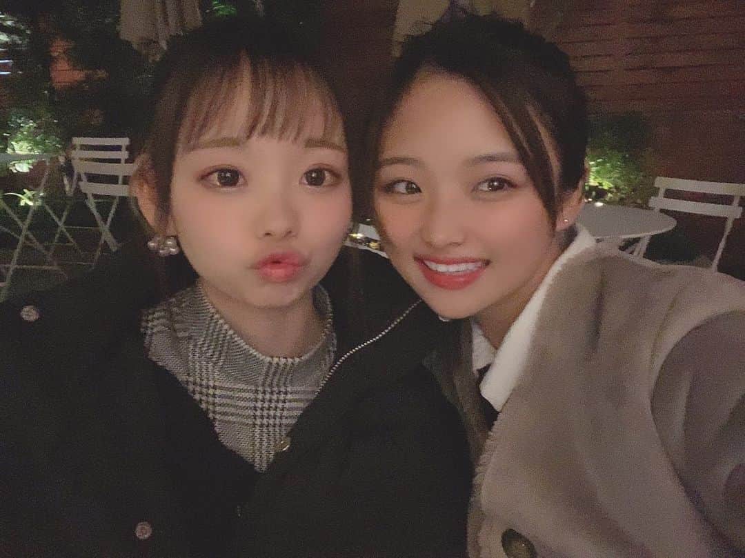 石井美音奈のインスタグラム：「カフェのおデート相手はまいちゃんだよー😳❤︎ 初めて一緒にご飯した^_^ずっと話してたね♪なので帰り際にパシャリ📸」