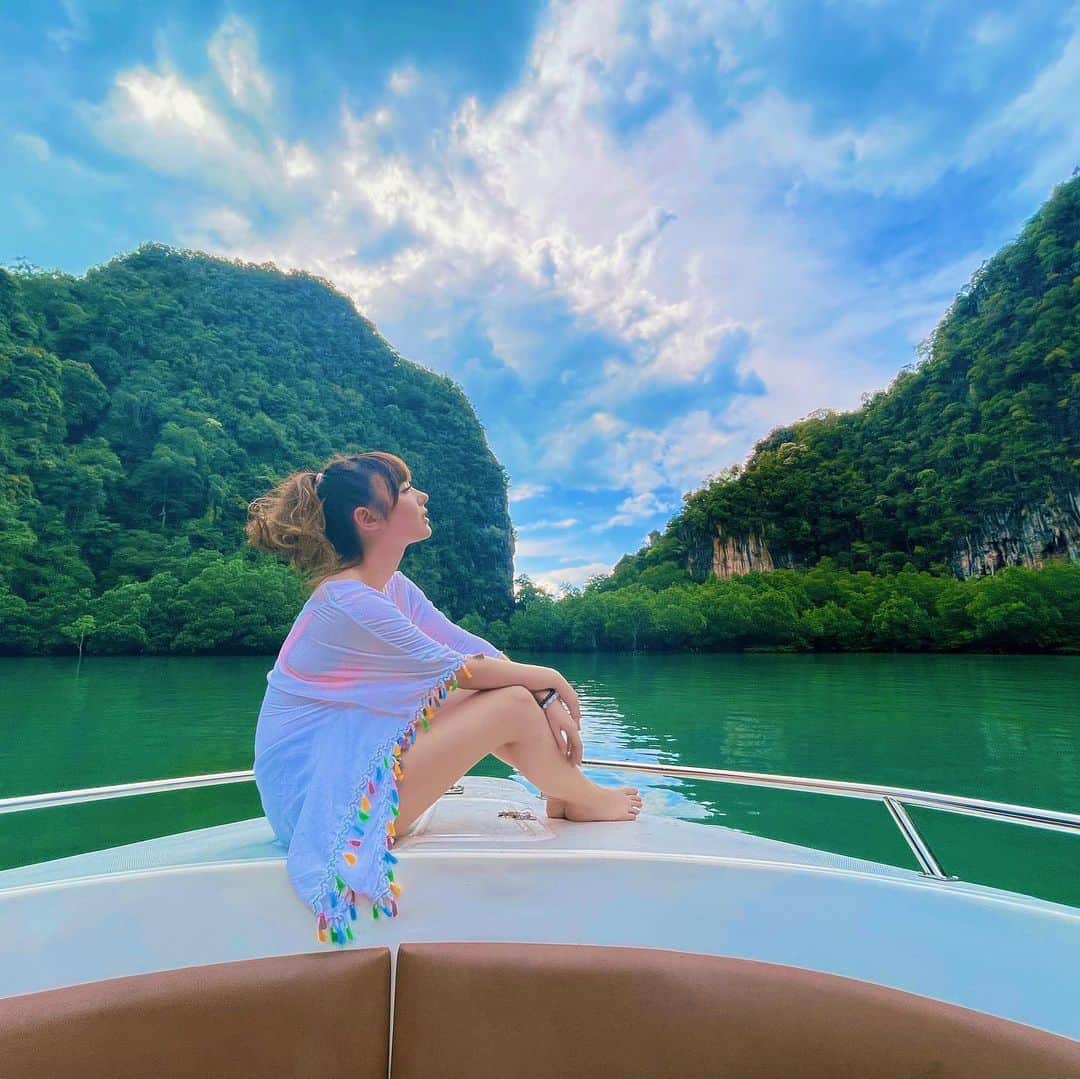 のインスタグラム：「Swipe for an amazing view🤩」