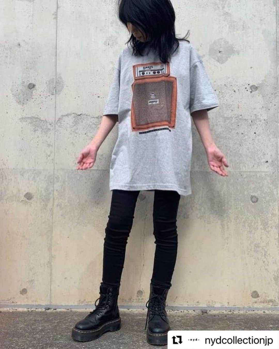 BORISさんのインスタグラム写真 - (BORISInstagram)「#Repost @nydcollectionjp ・・・ Boris x @orangeamplifiers "Voice of the Wata" T-shirt & Hoodie  A few days left for placing pre-orders. The deadline is on 22 Dec. The hoodies are not made to order. Sales will end when stock is gone.   パーカーは受注生産アイテムではなく在庫無くなり次第終了なのでご注意ください。Tシャツは次の火曜までの受付です！  #borisheavyrocks #borisdronevil #orangeamplifiers」12月20日 18時02分 - borisdronevil